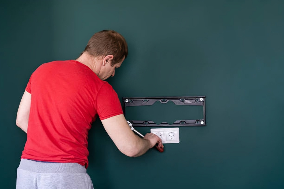 TV wall mount installation Edmonton